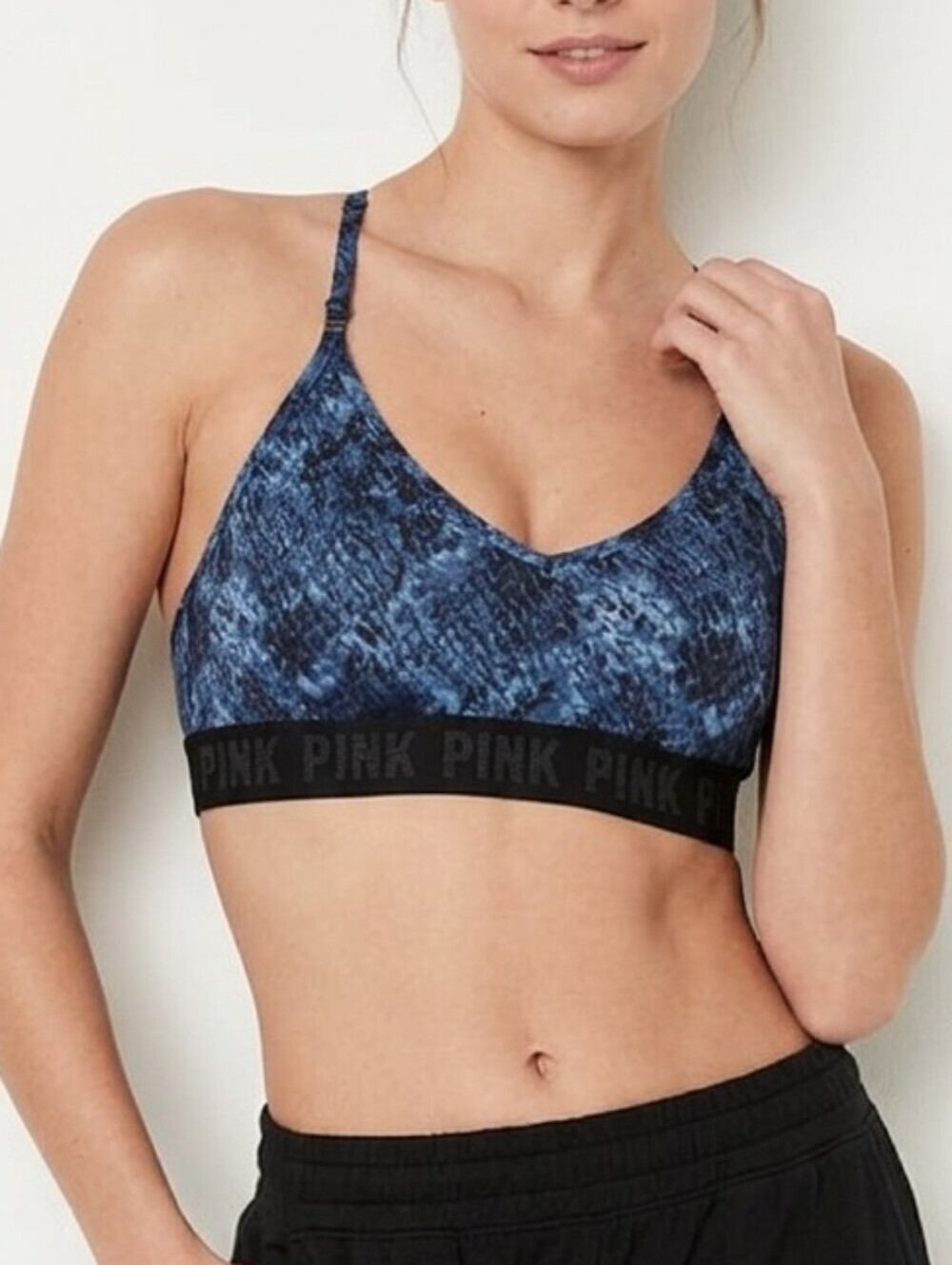 PINK Victoria's Secret Ultimate lightly lined